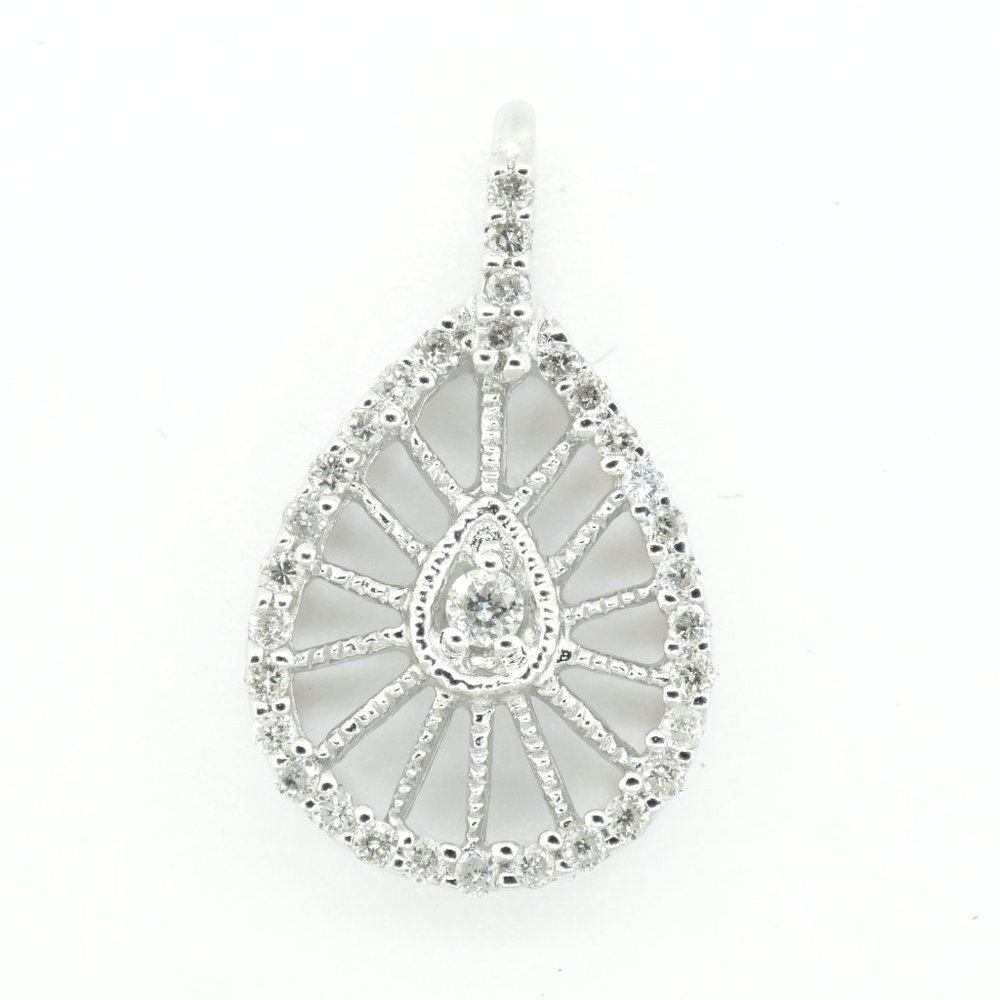 Womens 14K White Gold Diamond Pendant Charm